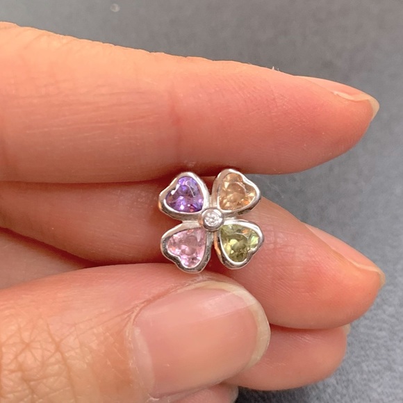 Four Coloured Clover Charm - Picture 3 of 4